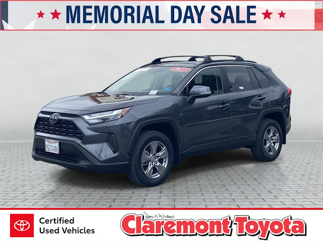 2023 Toyota RAV4 XLE