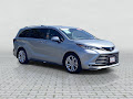 2023 Toyota Sienna Platinum