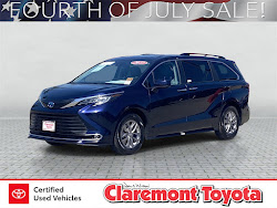 2023 Toyota Sienna XLE