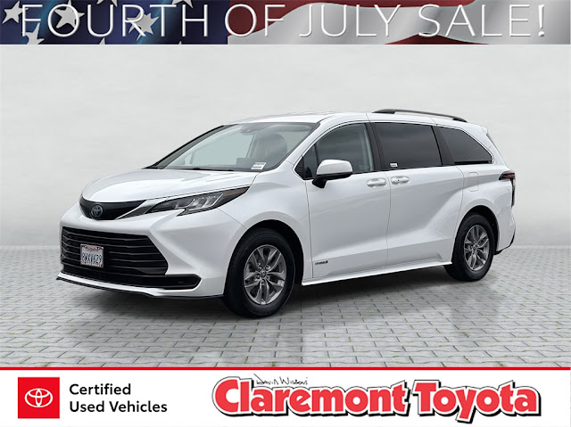 2021 Toyota Sienna LE