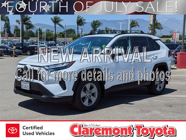 2023 Toyota RAV4 XLE