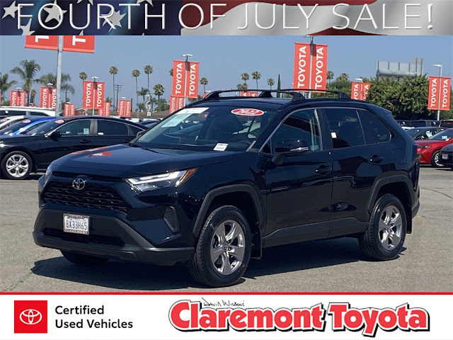 2022 Toyota RAV4 XLE