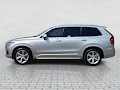 2022 Volvo XC90 T5 Momentum