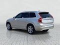 2022 Volvo XC90 T5 Momentum