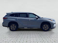 2023 Toyota Highlander Hybrid Bronze Edition