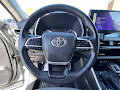 2023 Toyota Highlander Hybrid Bronze Edition