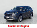 2023 Toyota Highlander Hybrid Platinum