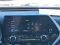 2023 Toyota Highlander Hybrid Platinum