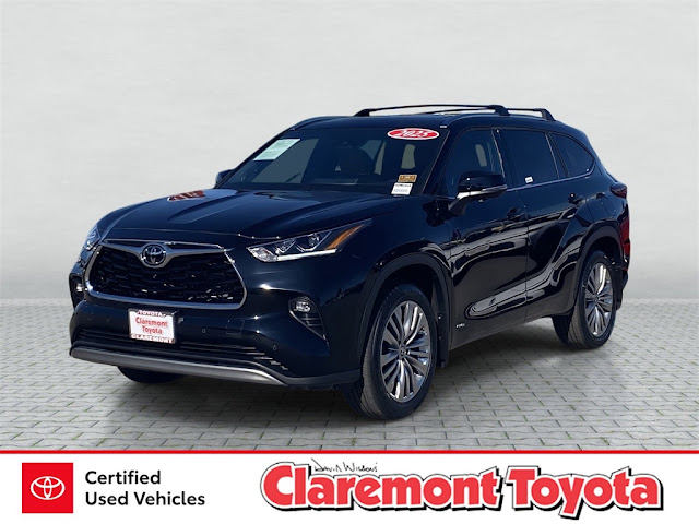 2025 Toyota Highlander Hybrid Platinum