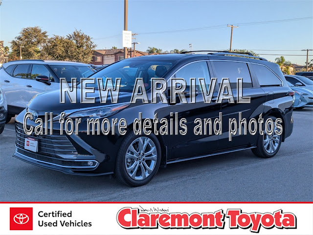 2024 Toyota Sienna Platinum