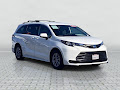 2025 Toyota Sienna LE