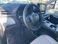2025 Toyota Sienna LE