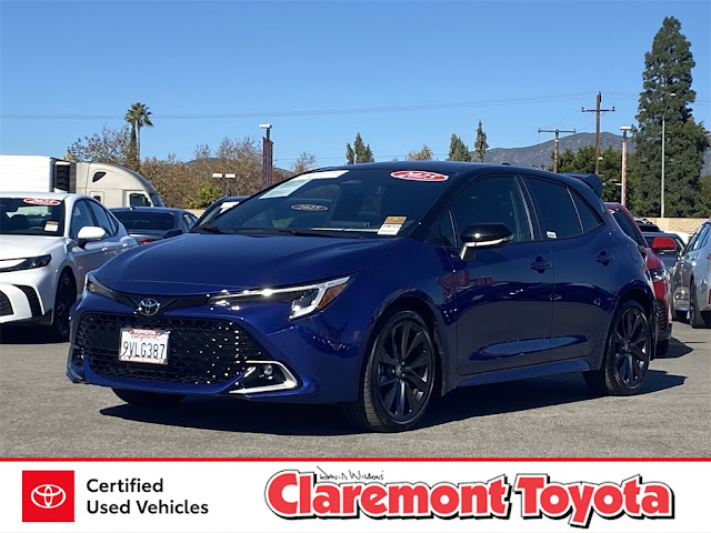 2025 Toyota Corolla Hatchback XSE