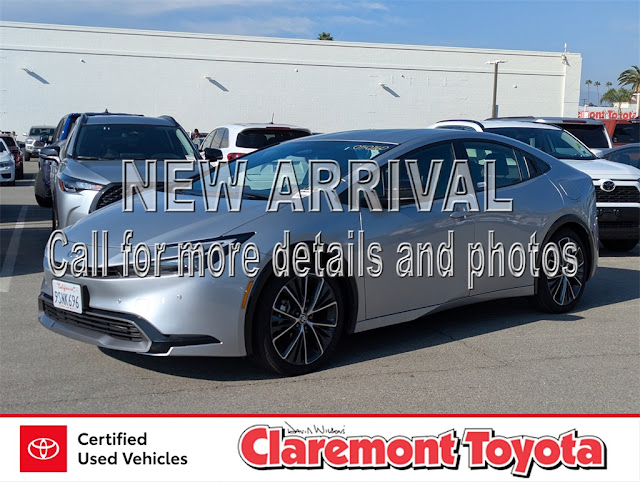 2025 Toyota Prius XLE