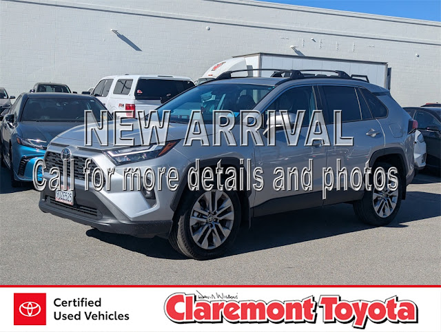2025 Toyota RAV4 XLE Premium