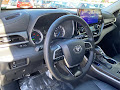 2024 Toyota Highlander Hybrid XLE