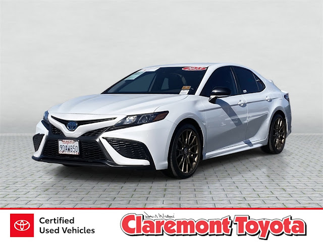 2023 Toyota Camry Hybrid SE