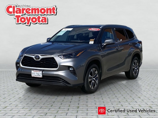 2025 Toyota Highlander XLE