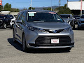 2025 Toyota Sienna LE