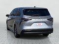 2025 Toyota Sienna LE