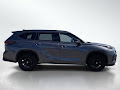 2025 Toyota Highlander XSE