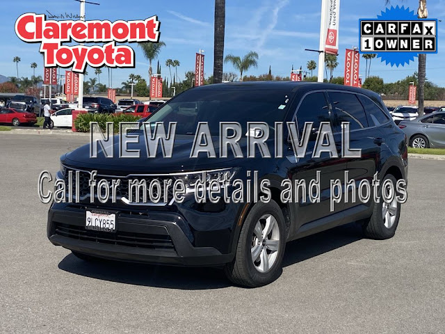 2023 Kia Sorento LX
