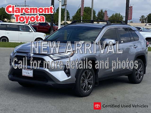 2023 Toyota RAV4 Hybrid XLE Premium