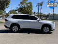 2025 Toyota Grand Highlander LE
