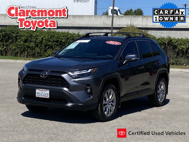 2024 Toyota RAV4 XLE Premium