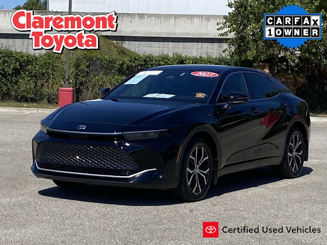 2025 Toyota Crown XLE