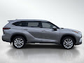 2026 Toyota Highlander Hybrid Limited