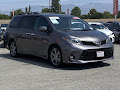 2019 Toyota Sienna SE