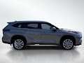 2026 Toyota Highlander Hybrid Limited
