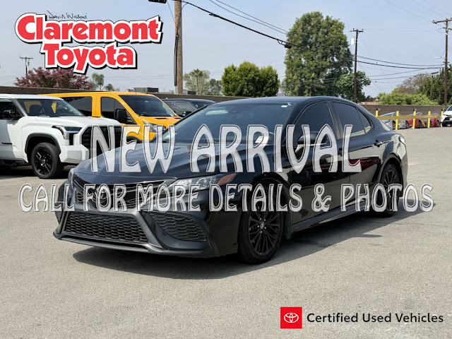 2022 Toyota Camry SE Nightshade
