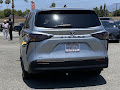2025 Toyota Sienna LE