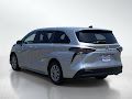 2025 Toyota Sienna LE
