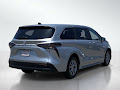 2025 Toyota Sienna LE