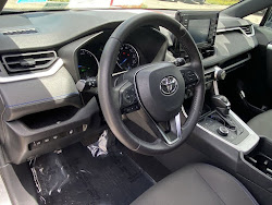 2022 Toyota RAV4 Hybrid SE