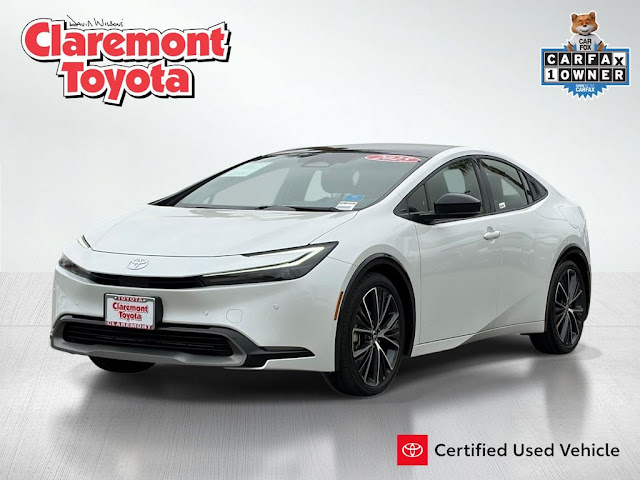 2025 Toyota Prius XLE
