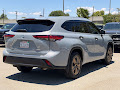 2023 Toyota Highlander Hybrid Bronze Edition