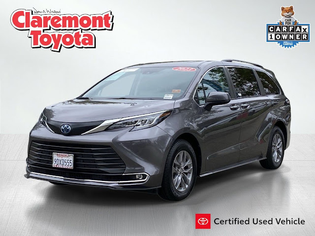 2023 Toyota Sienna XLE