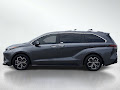 2025 Toyota Sienna Platinum