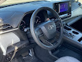 2025 Toyota Sienna LE