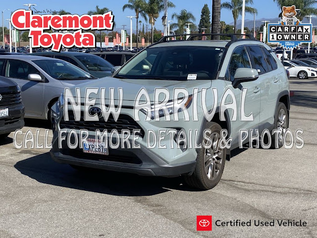 2023 Toyota RAV4 XLE Premium