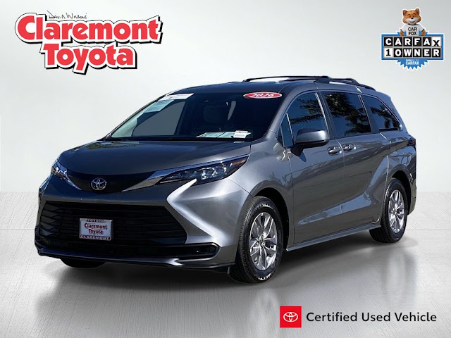 2026 Toyota Sienna LE