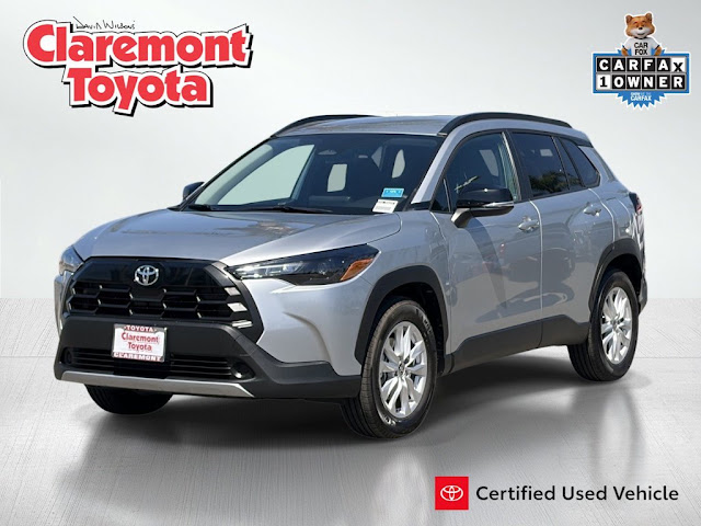 2026 Toyota Corolla Cross LE