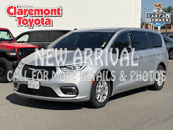 2024 Chrysler Pacifica Touring