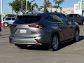 2025 Toyota Highlander Hybrid Platinum